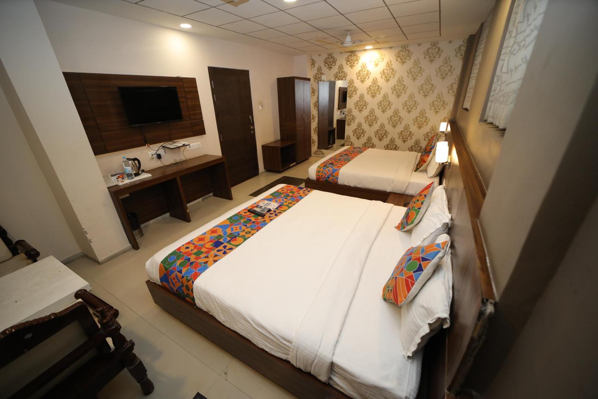 Hotel Damanis Udaipur Exterior foto