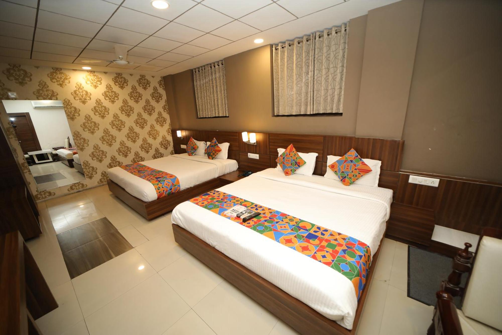 Hotel Damanis Udaipur Exterior foto