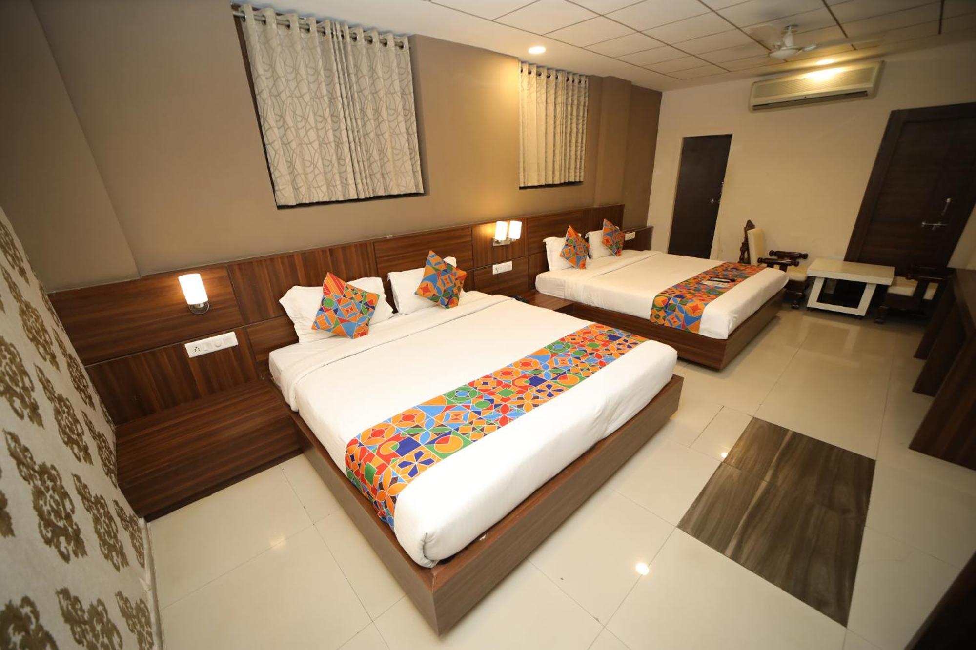 Hotel Damanis Udaipur Exterior foto