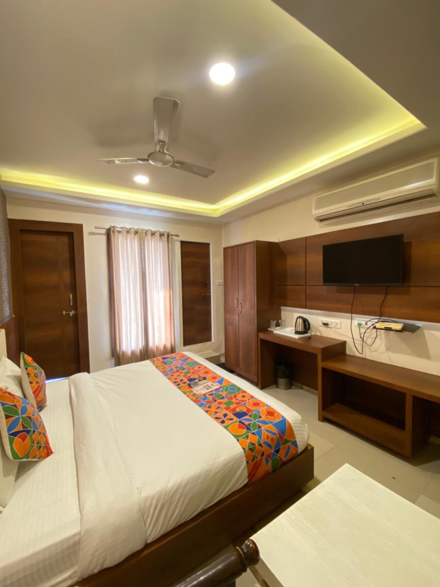 Hotel Damanis Udaipur Exterior foto