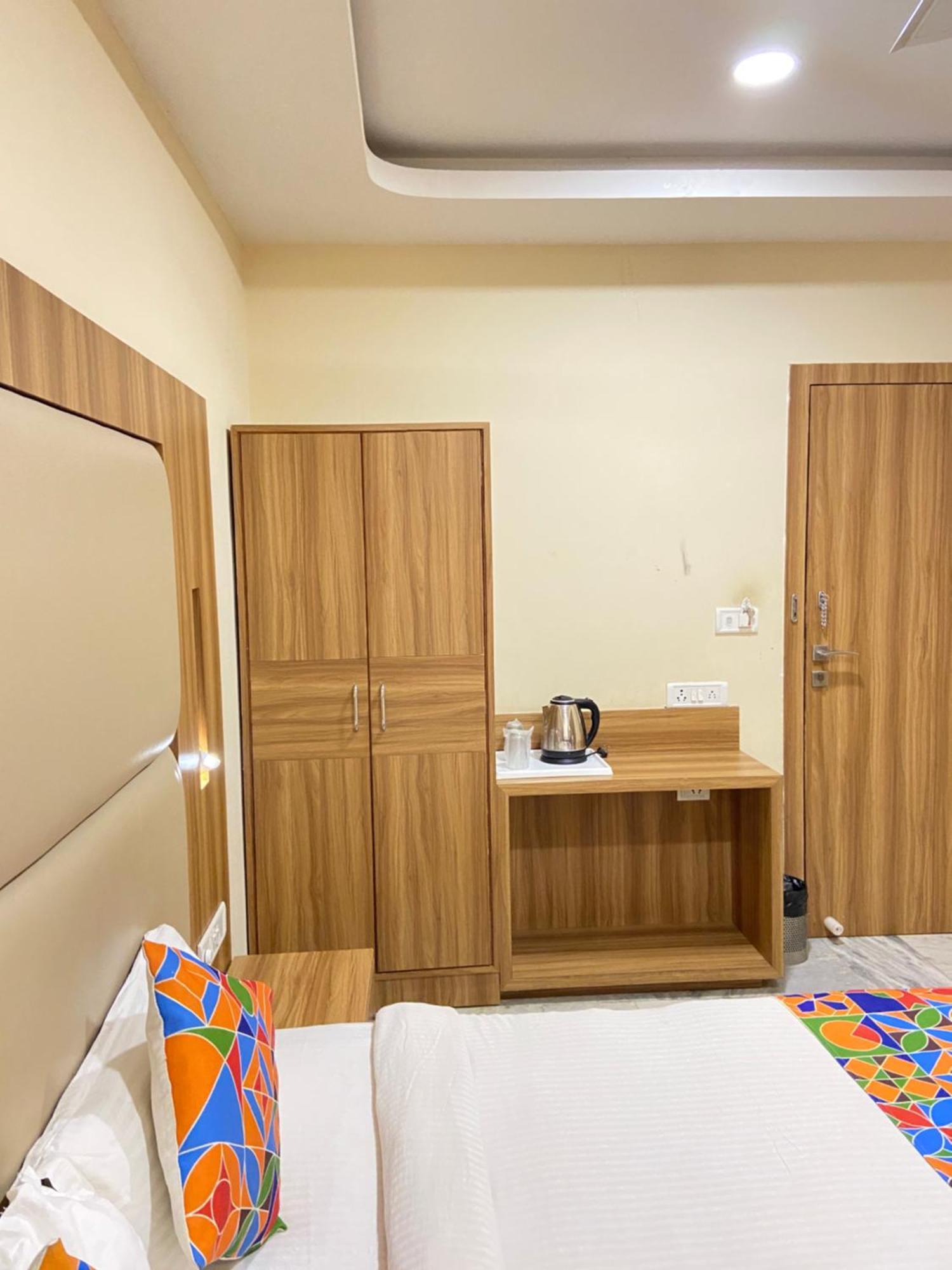 Hotel Damanis Udaipur Exterior foto