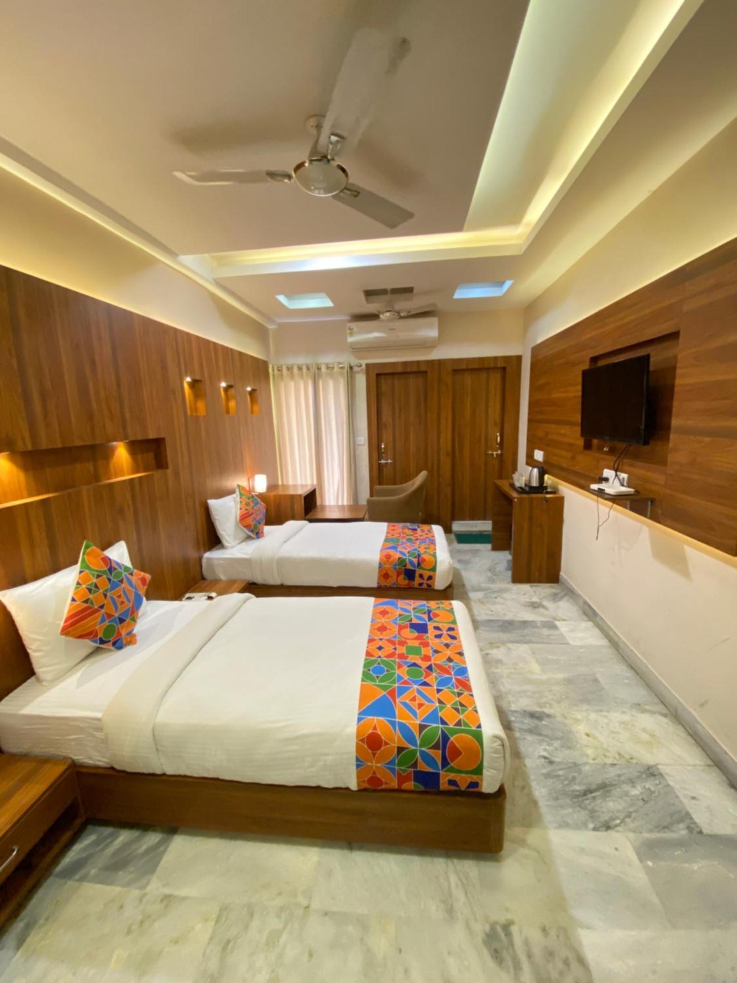 Hotel Damanis Udaipur Exterior foto
