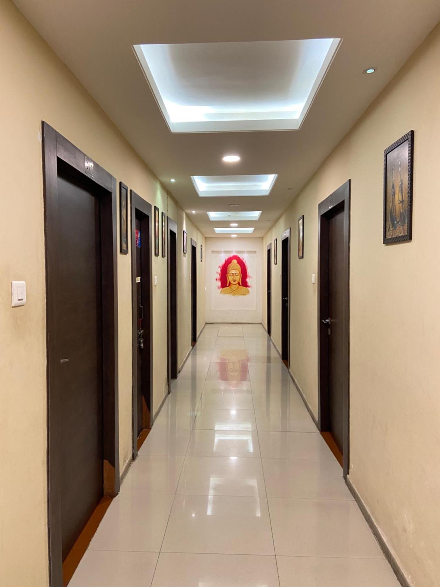Hotel Damanis Udaipur Exterior foto
